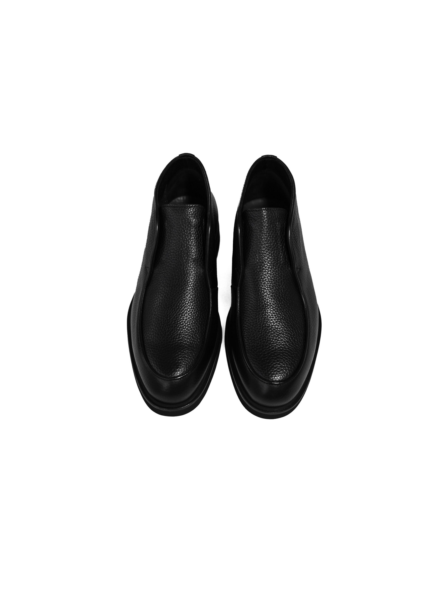 Qara Dənəvər Slip On Ayaqqabı - Image 2